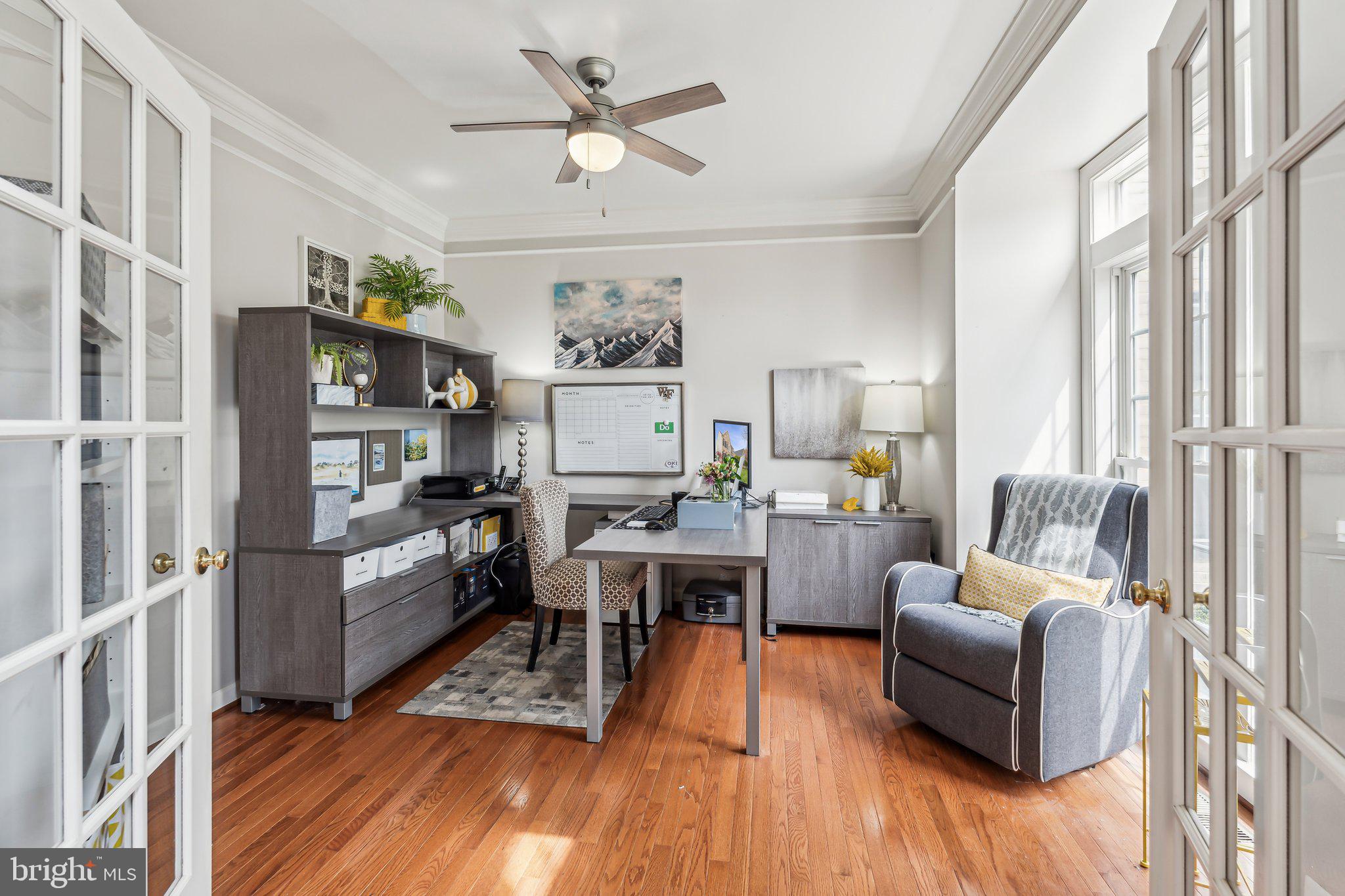 7560 Coopers Hawk Dr