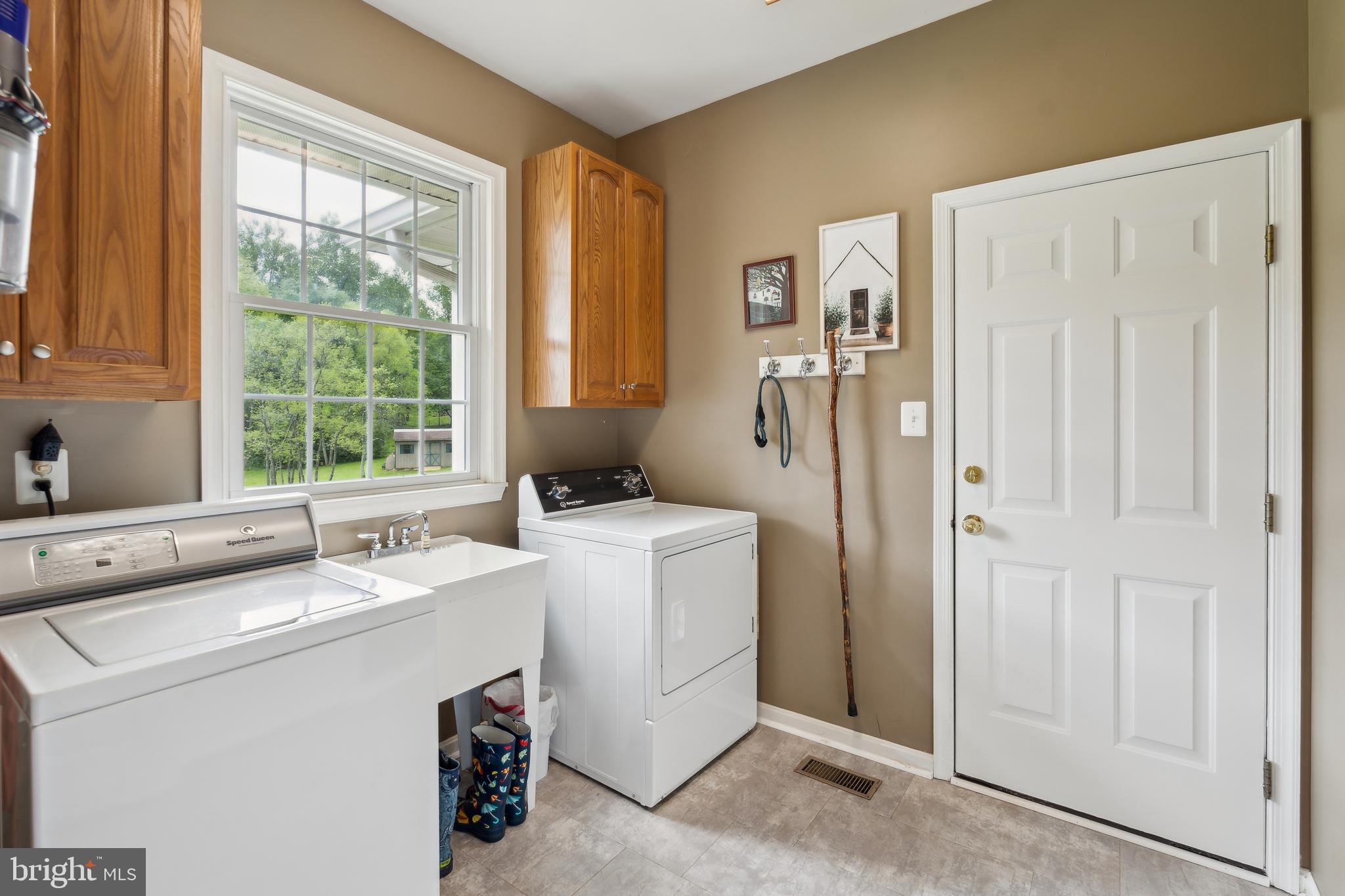 5415 Carper Farm Ln
