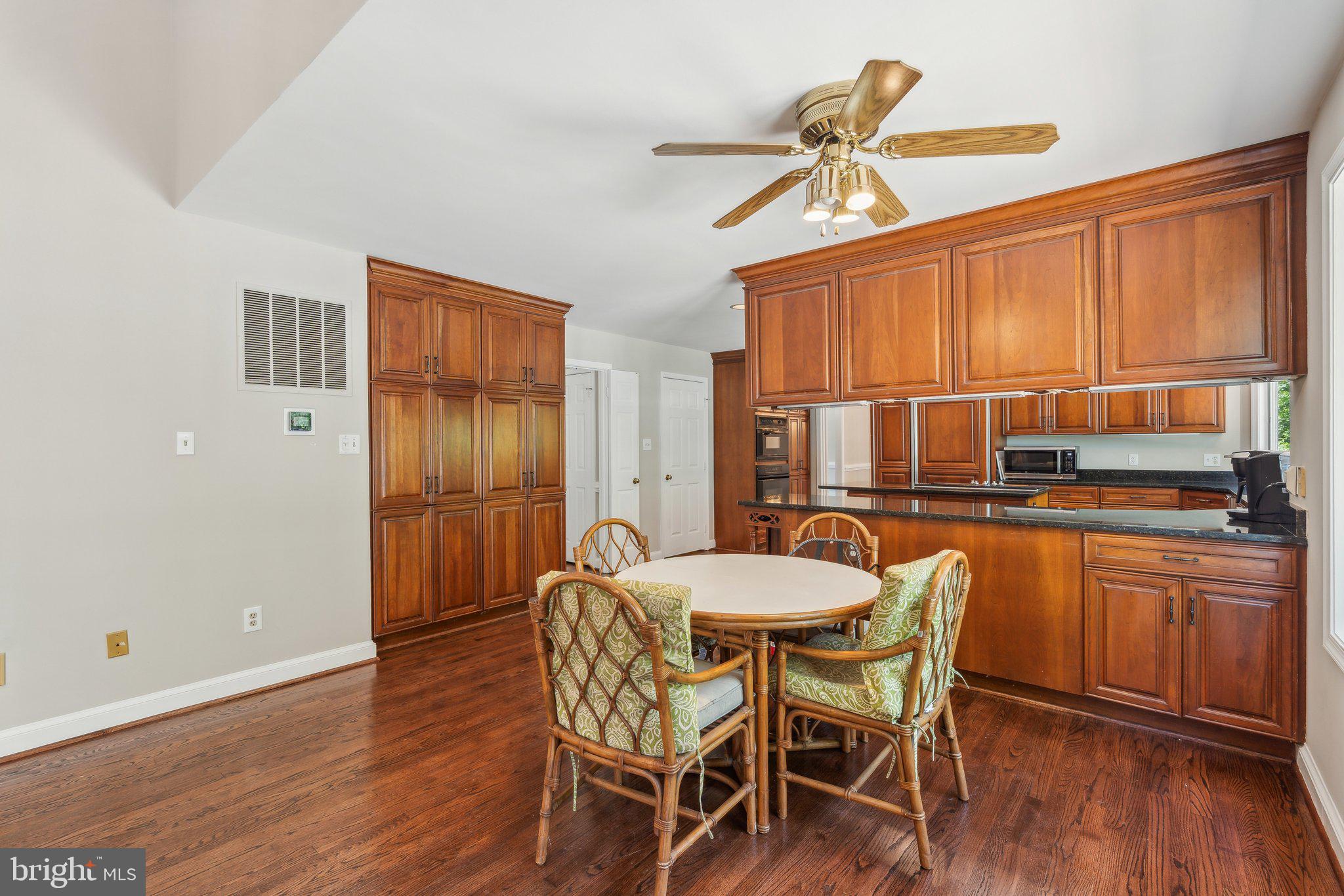 7708 Castlebury Ct