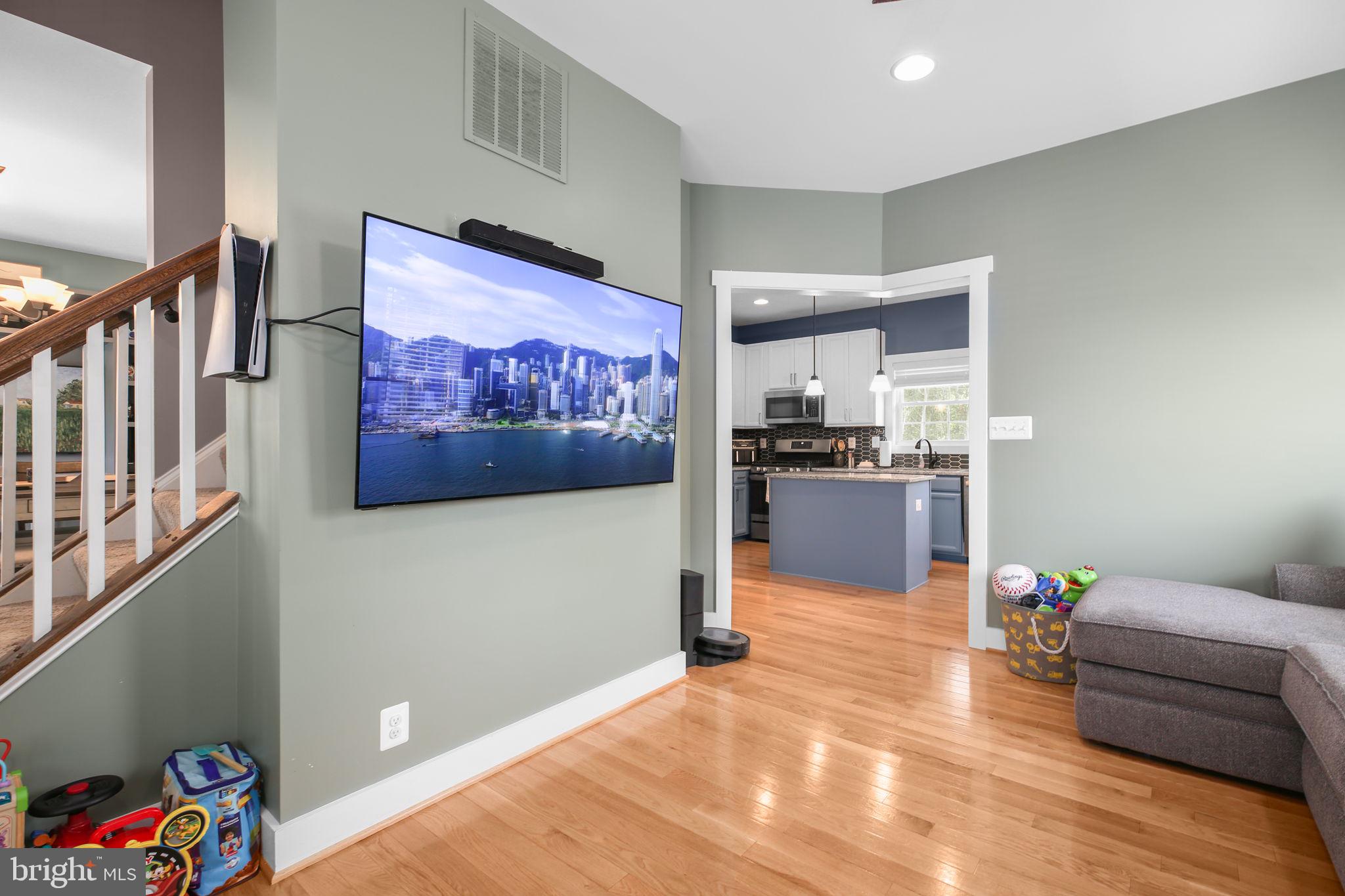 8183 MAJOR WATTERS COURT