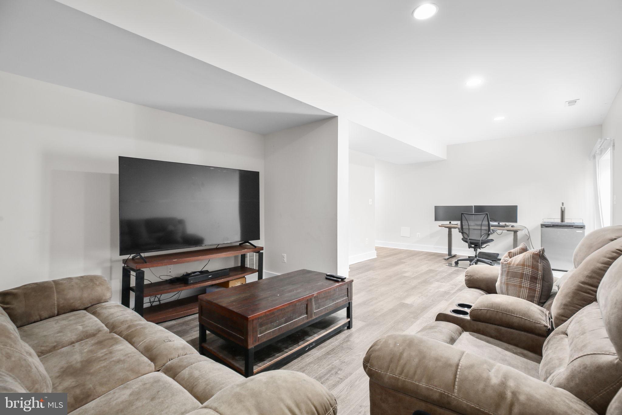 8183 MAJOR WATTERS COURT