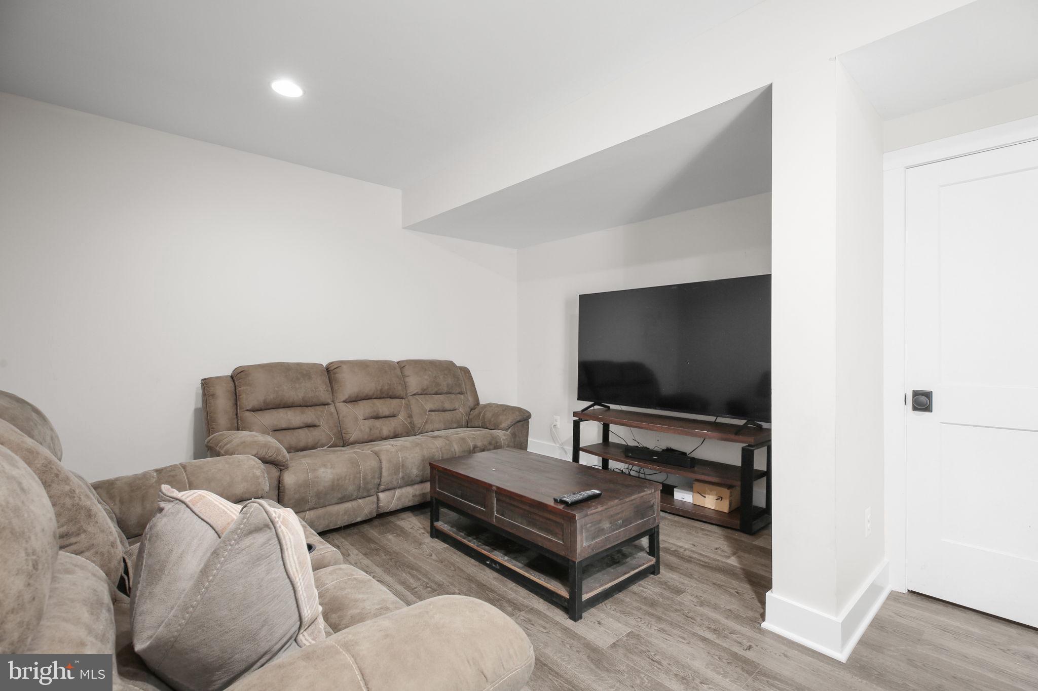 8183 MAJOR WATTERS COURT