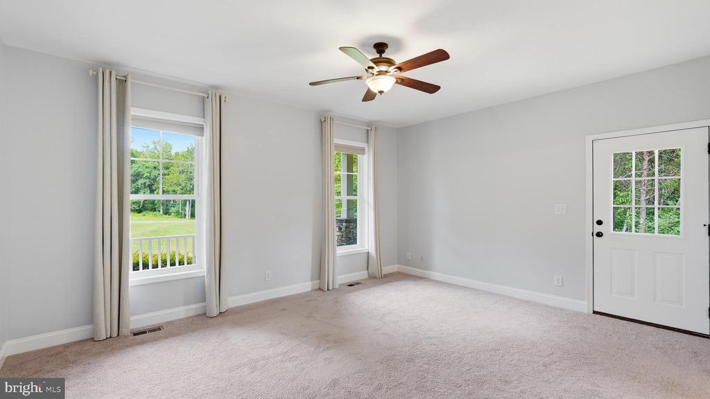 10930 EVERGREEN ACRES LANE