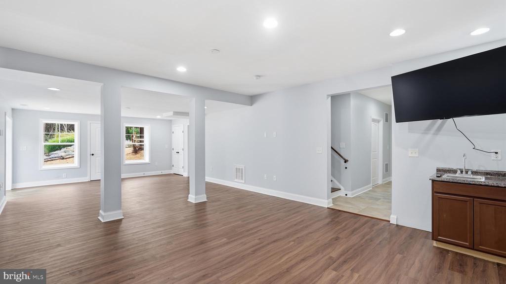 10930 EVERGREEN ACRES LANE