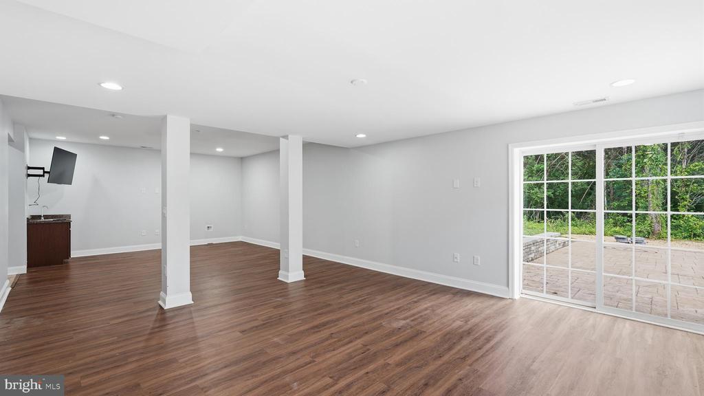 10930 EVERGREEN ACRES LANE