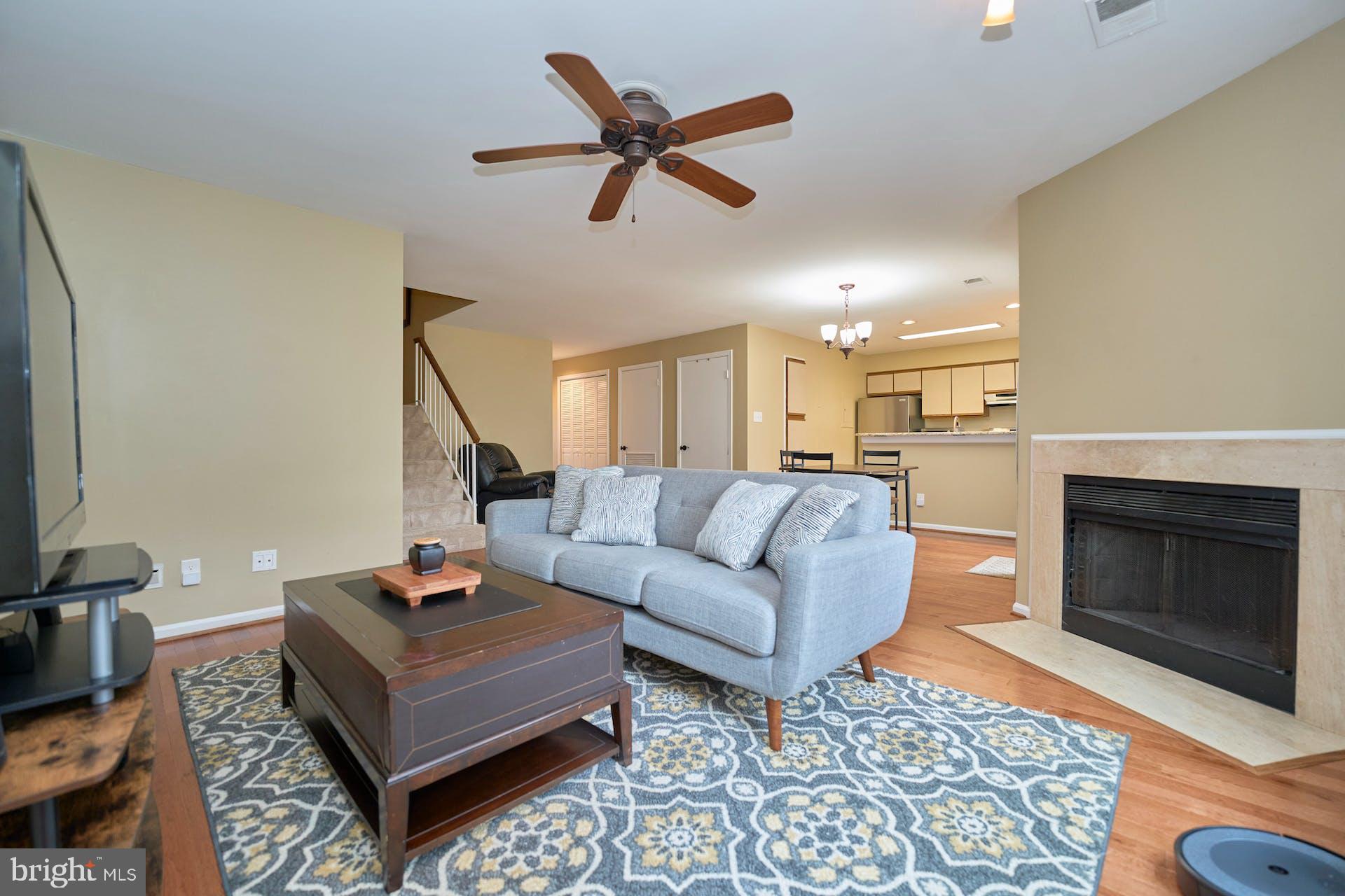 12926-A Grays Pointe Rd #12926a