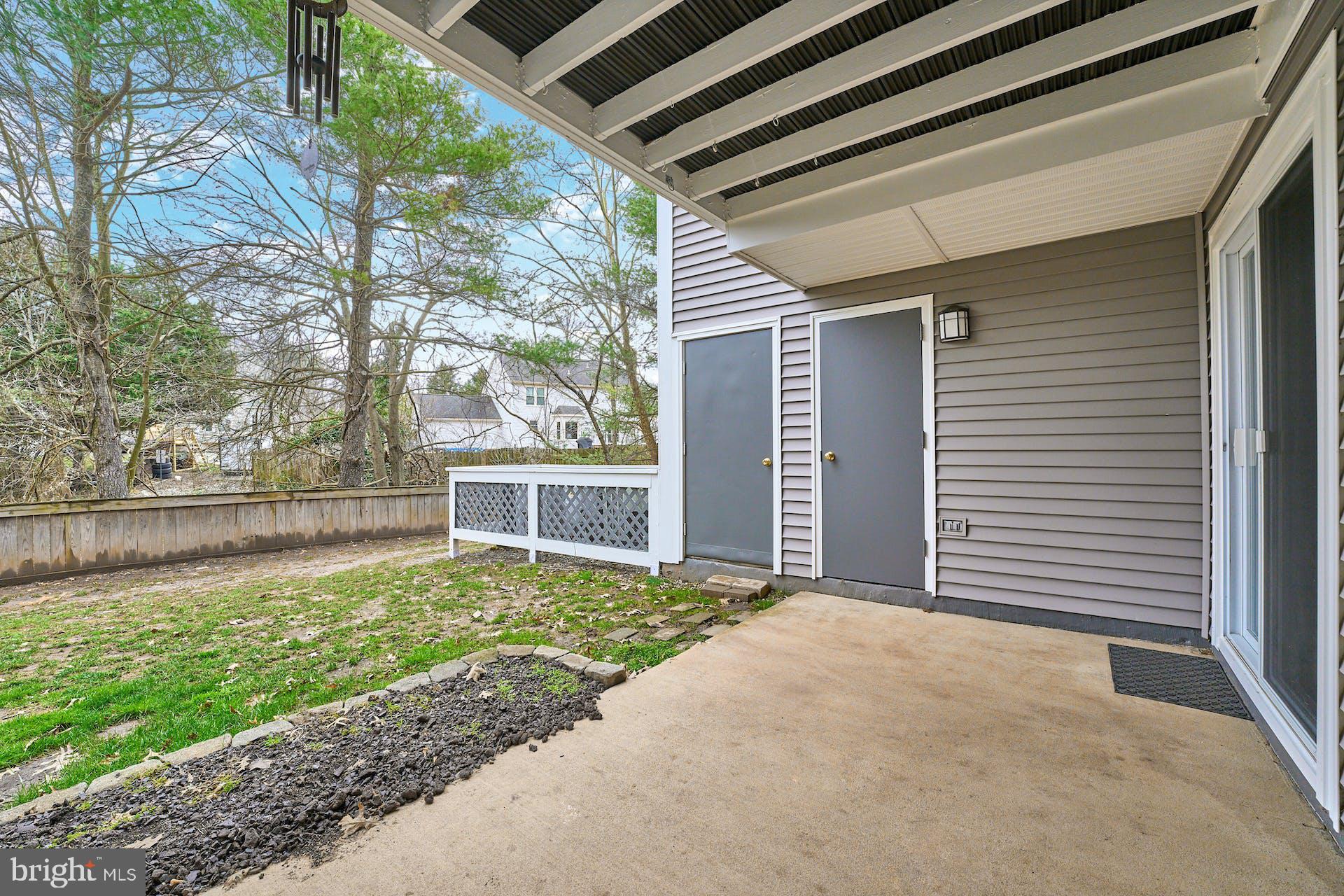 12926-A Grays Pointe Rd #12926a