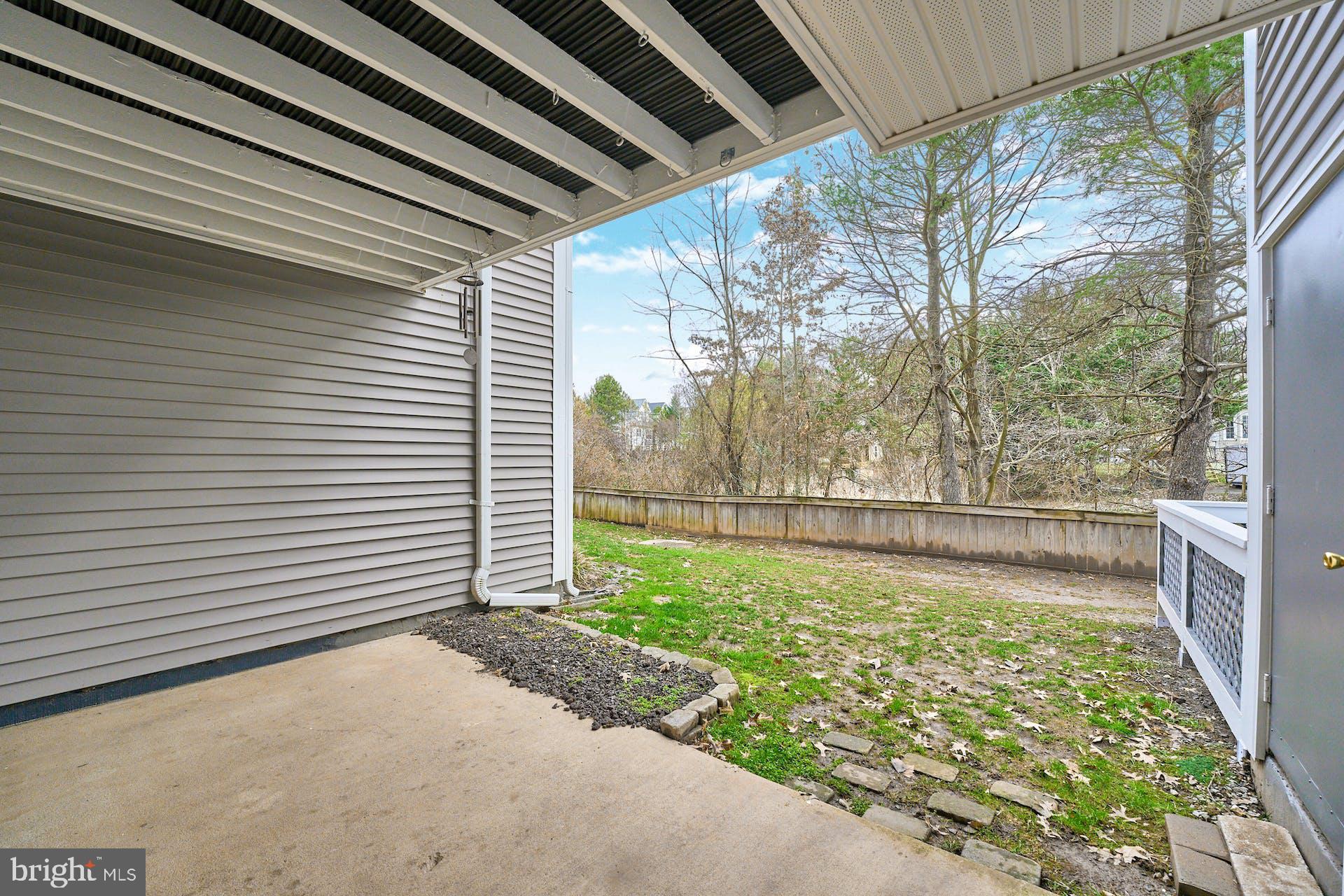 12926-A Grays Pointe Rd #12926a