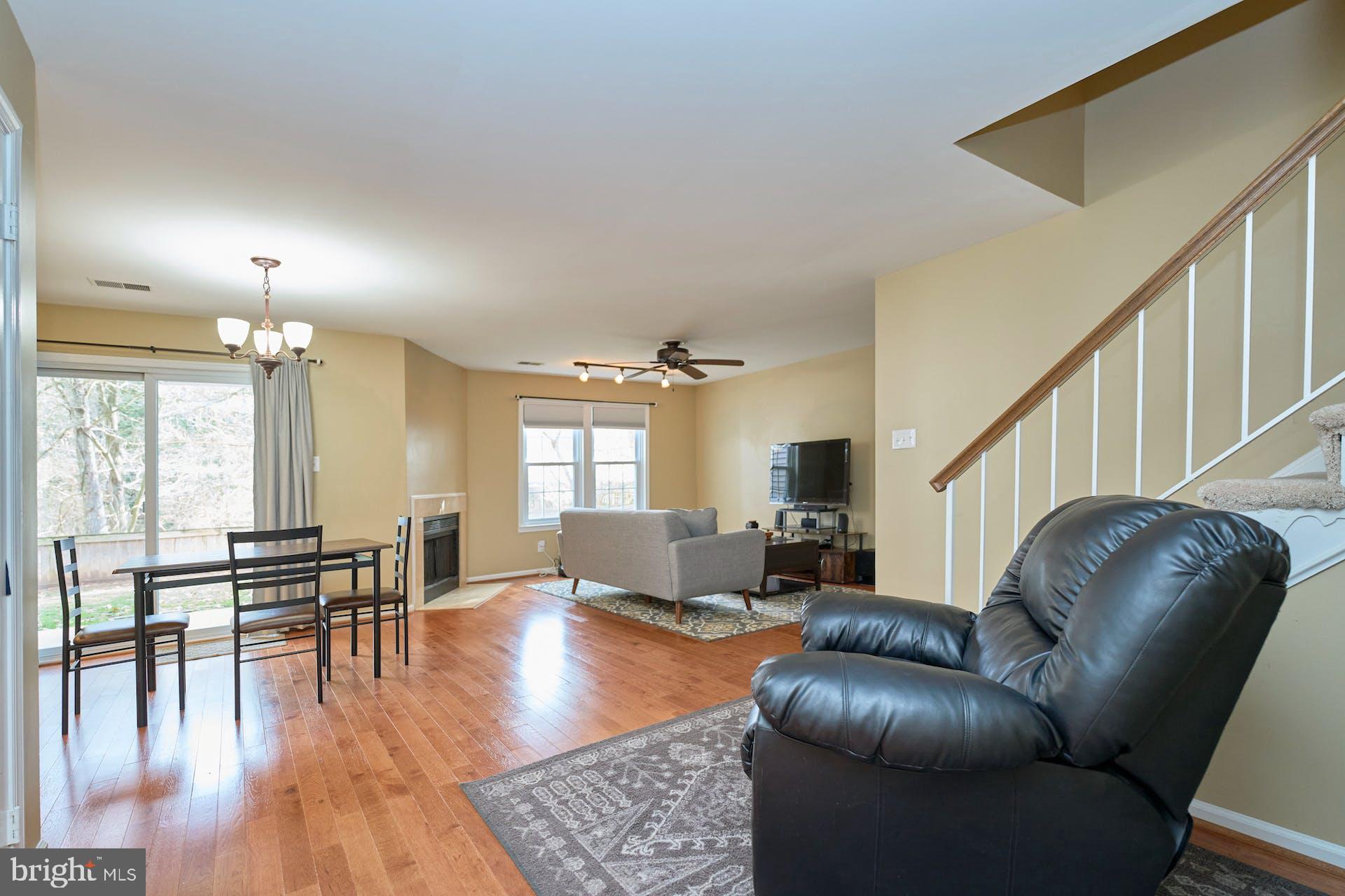 12926-A Grays Pointe Rd #12926a