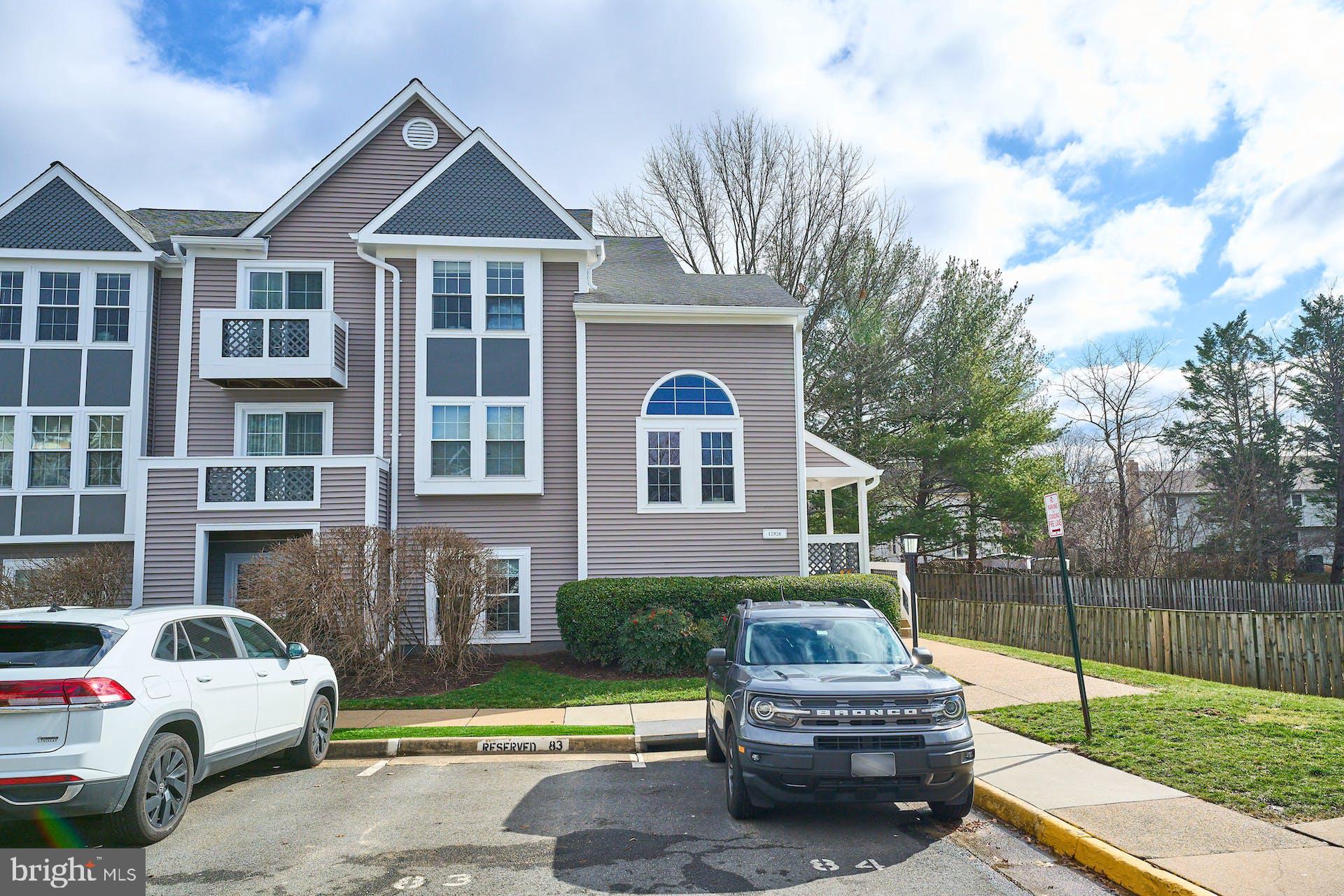 12926-A Grays Pointe Rd #12926a