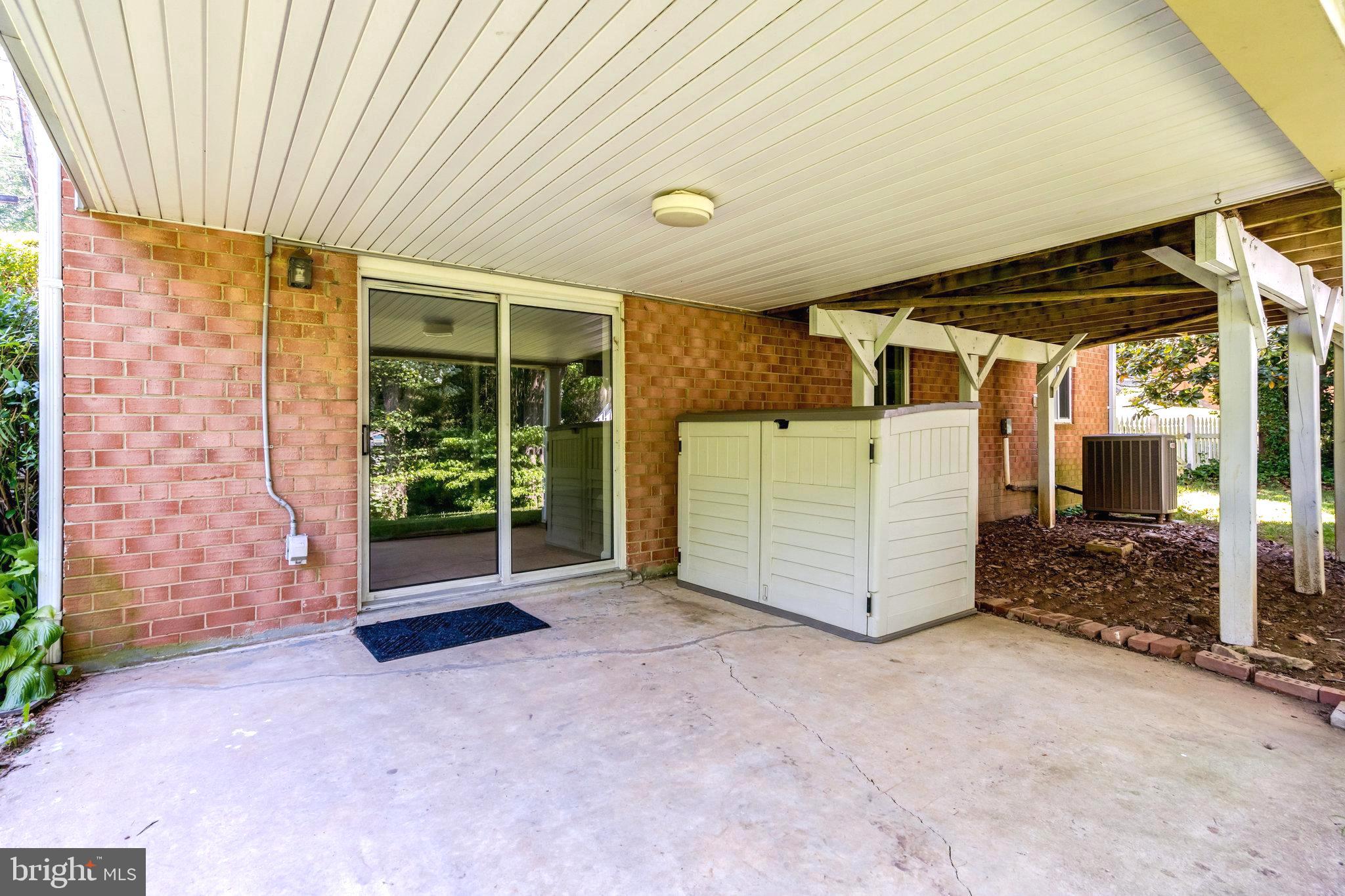 5405 Rolling Rd