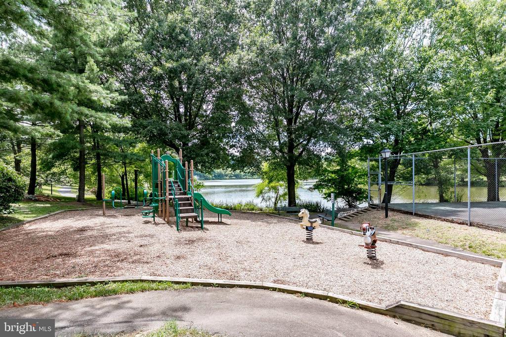 7759 New Providence Dr #42