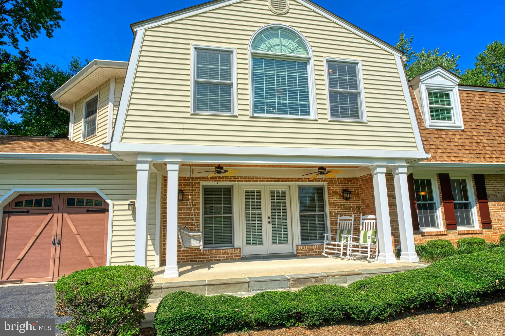 702 Seneca Rd
