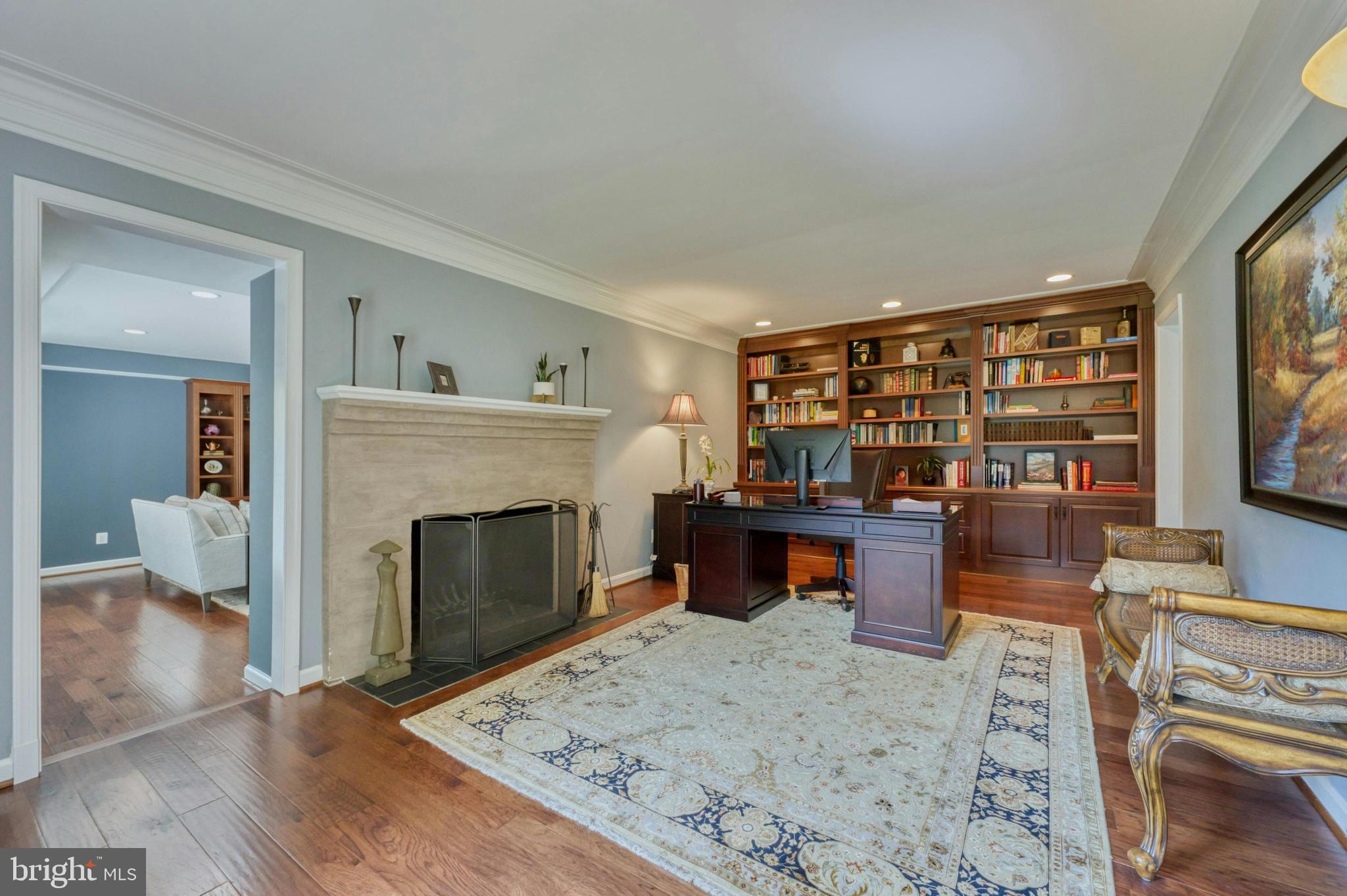 702 Seneca Rd