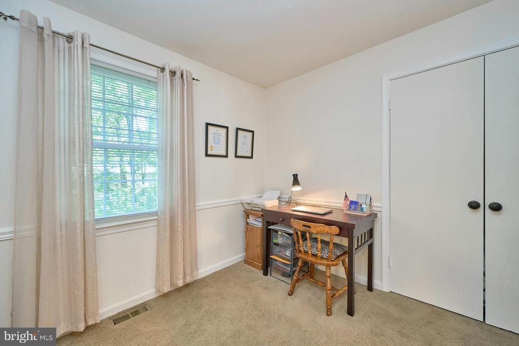 9101 Fisteris Ct