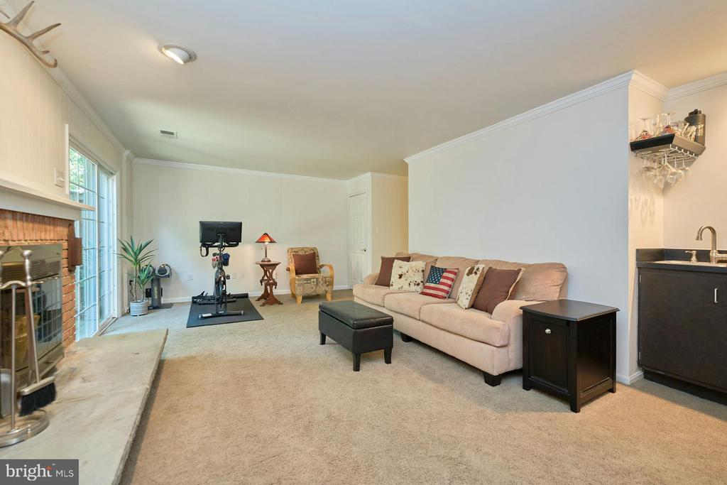 9101 Fisteris Ct