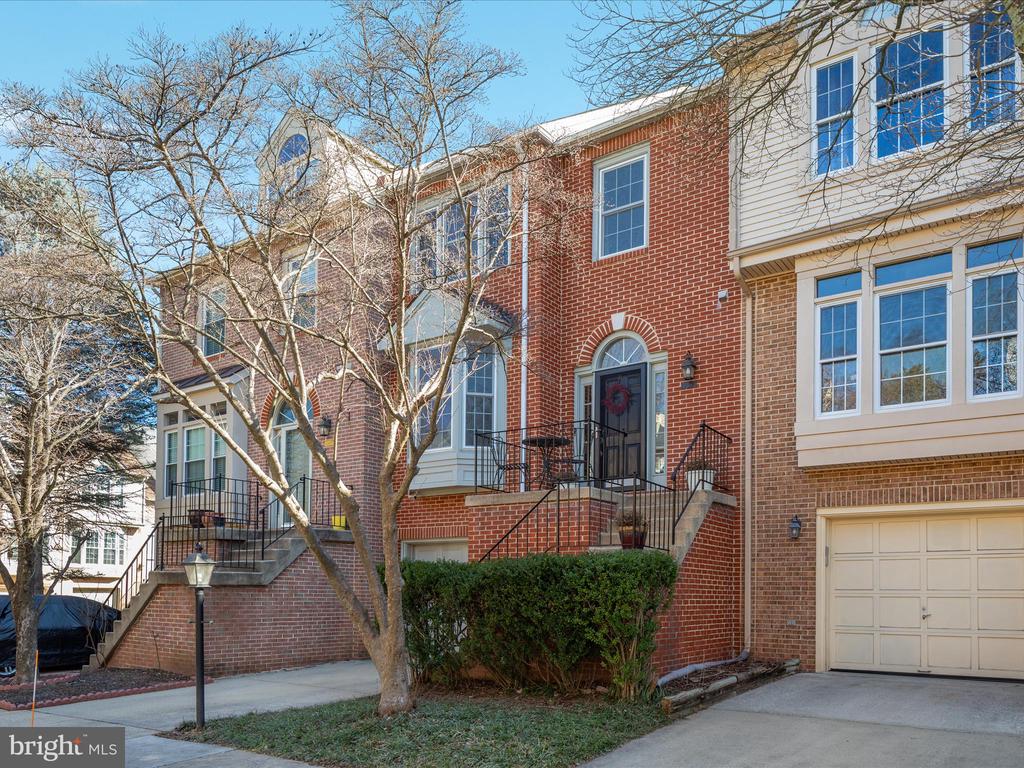 12019 Lisa Marie Ct