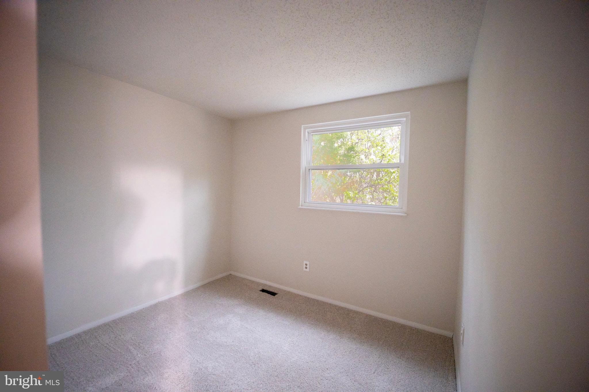 8188 Curving Creek Ct