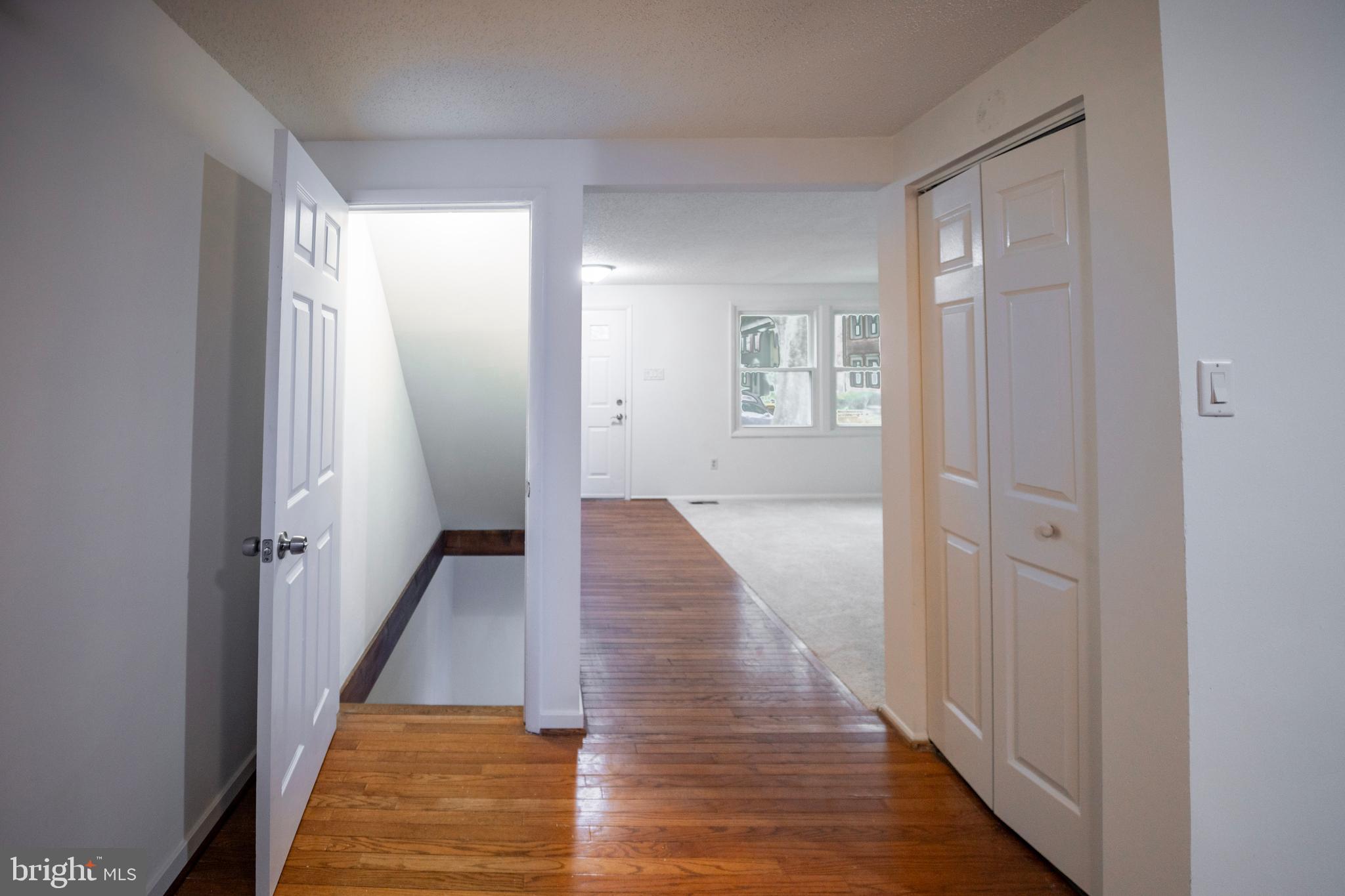 8188 Curving Creek Ct