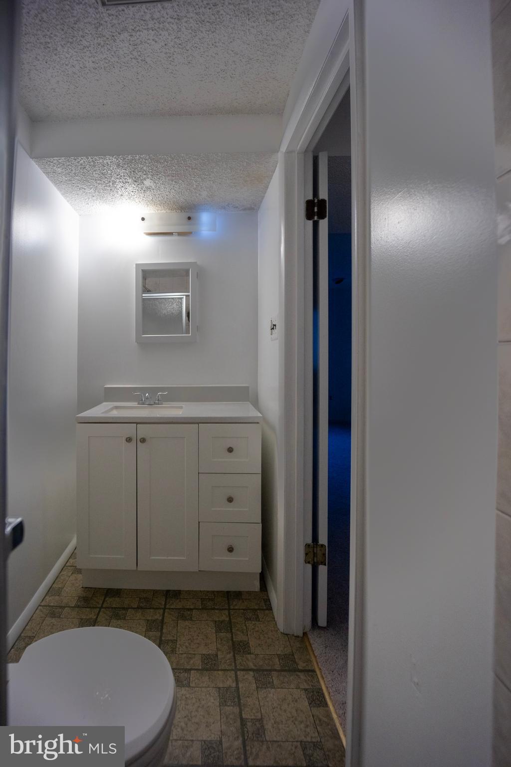 8188 Curving Creek Ct