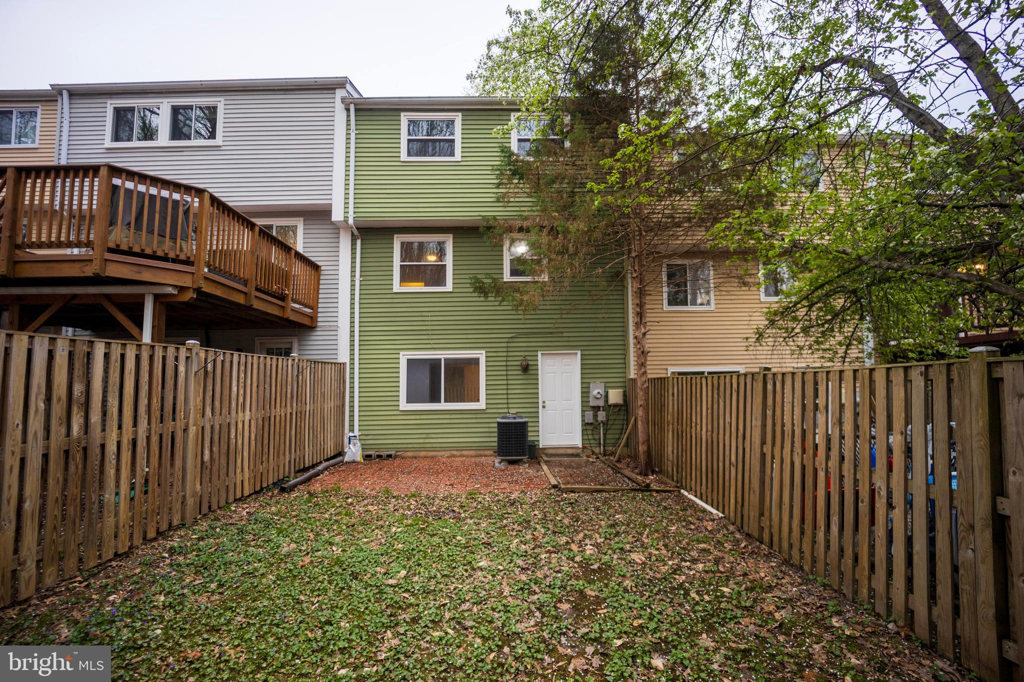 8188 Curving Creek Ct