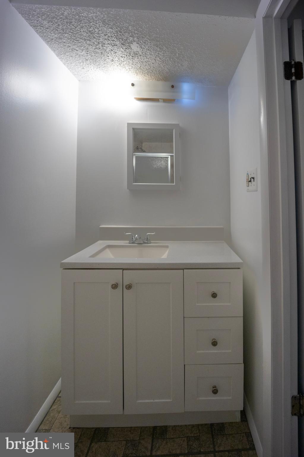 8188 Curving Creek Ct