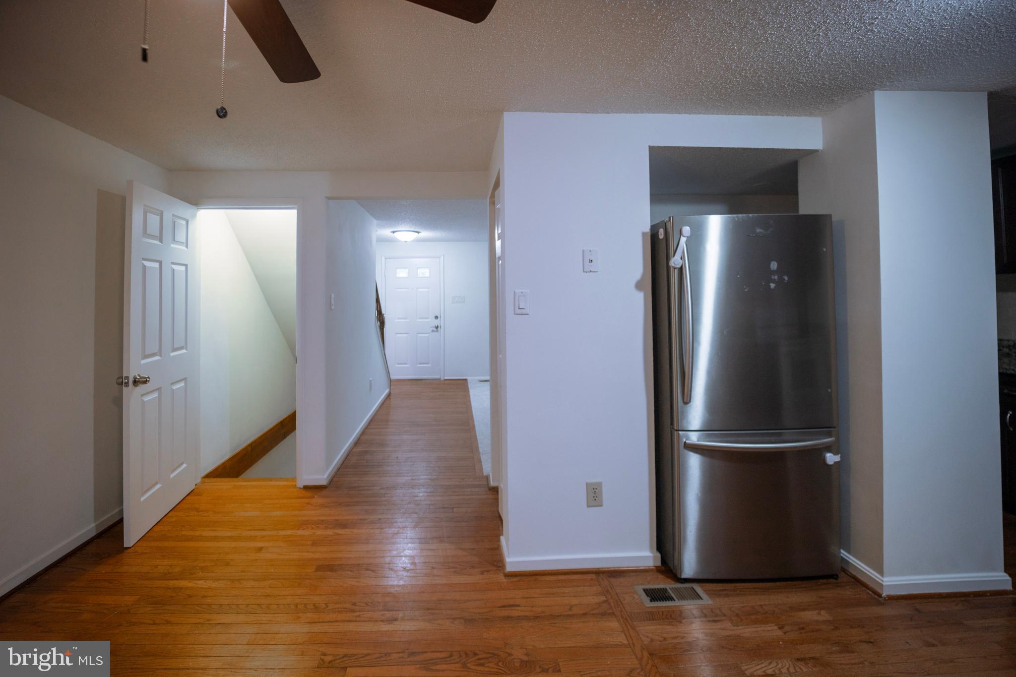 8188 Curving Creek Ct