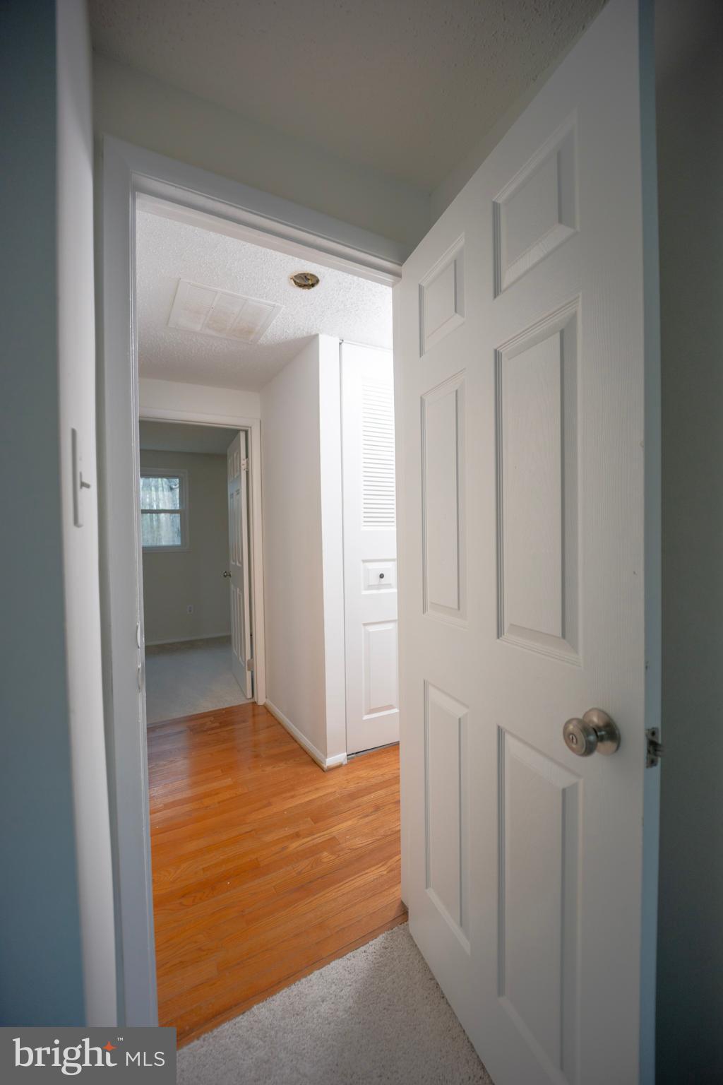 8188 Curving Creek Ct