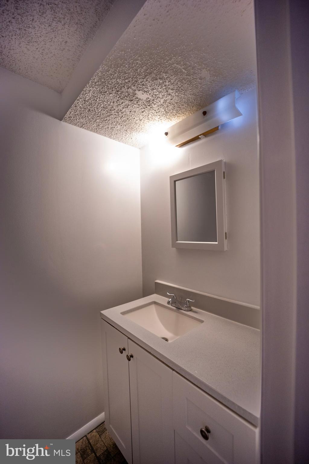 8188 Curving Creek Ct