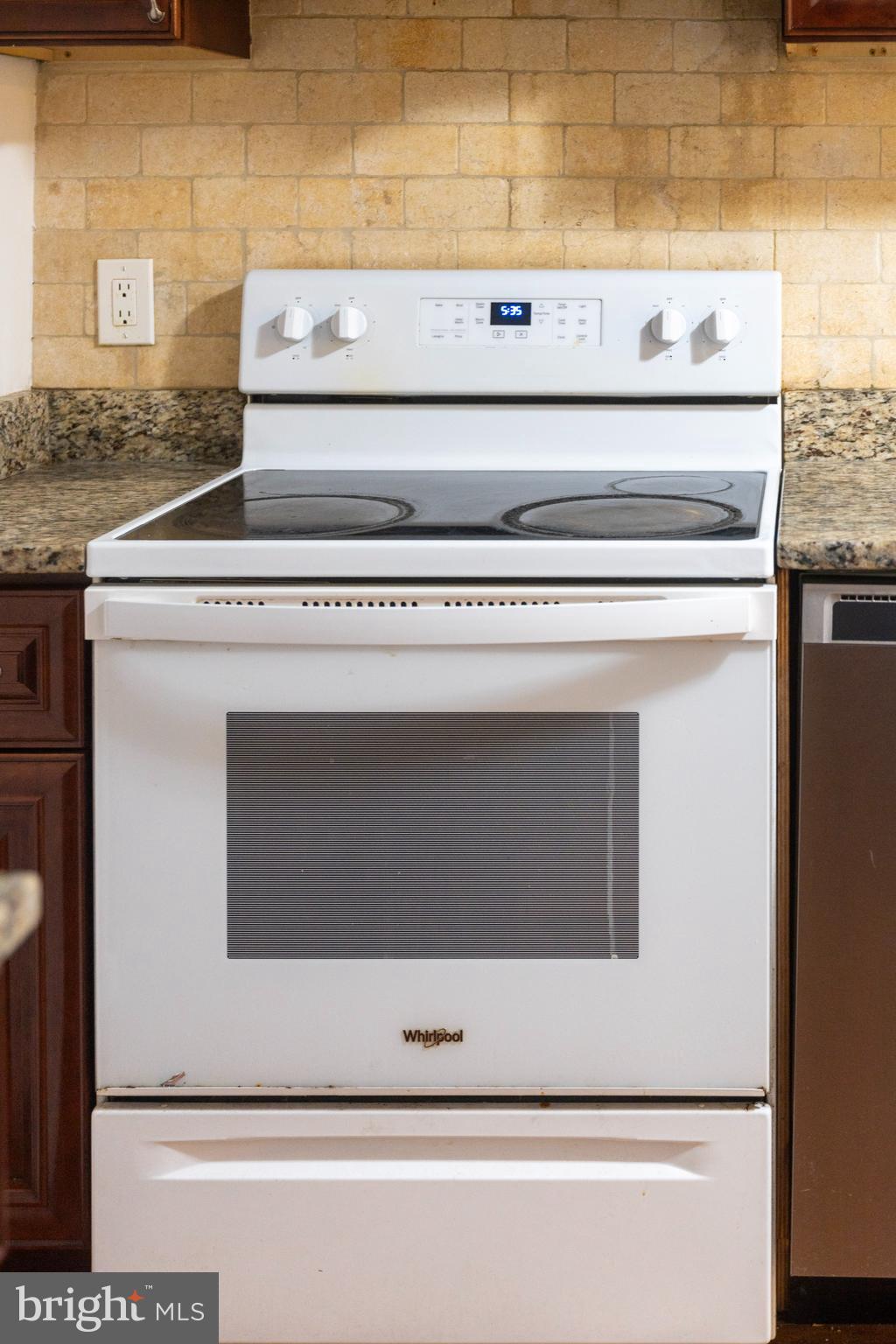 8188 Curving Creek Ct