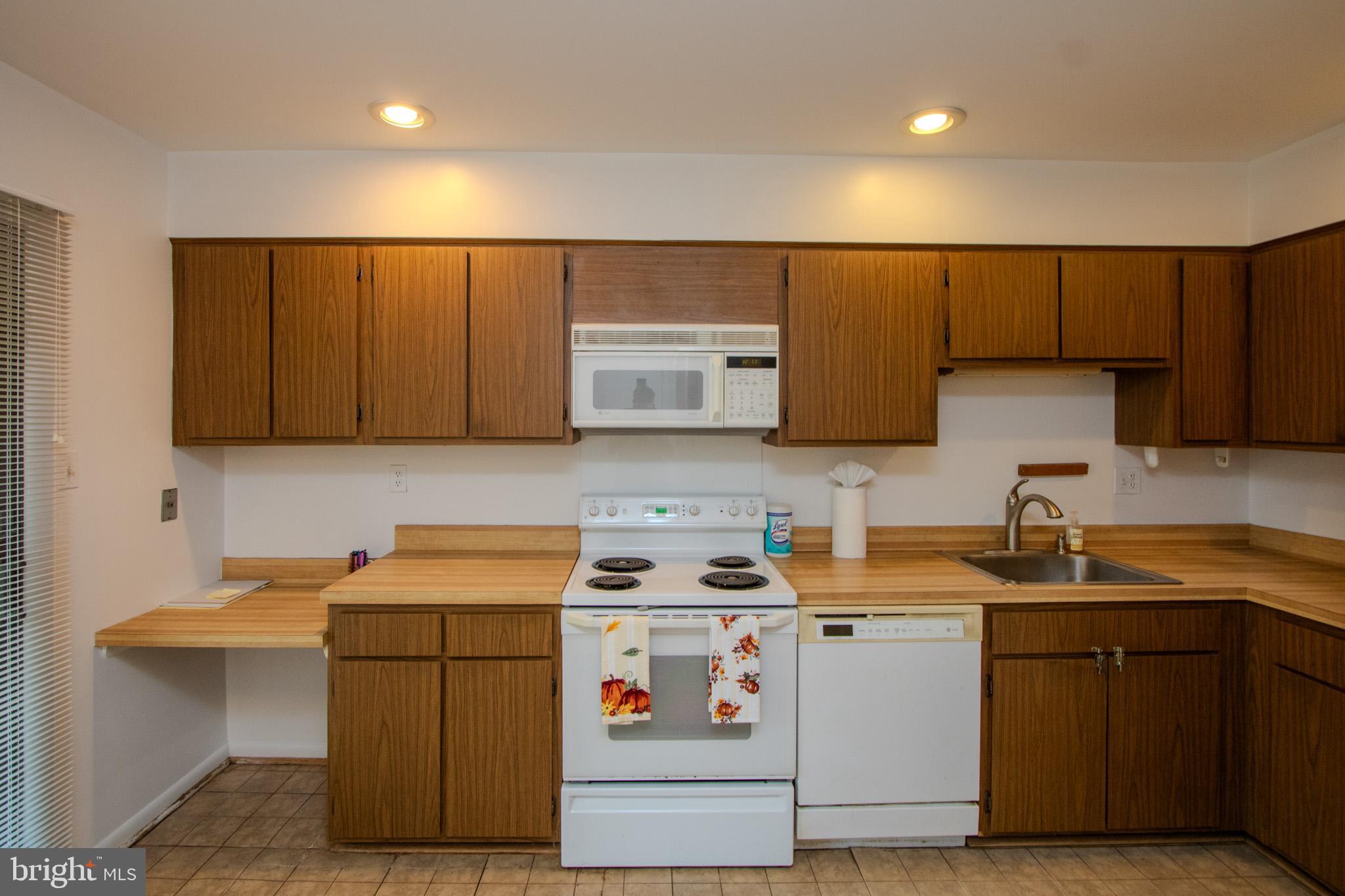 2029 WETHERSFIELD COURT