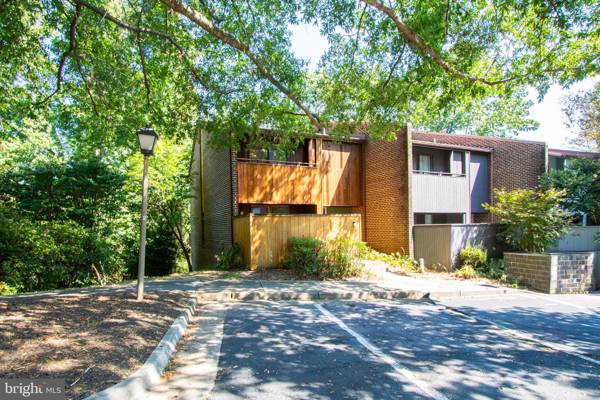 2029 WETHERSFIELD COURT