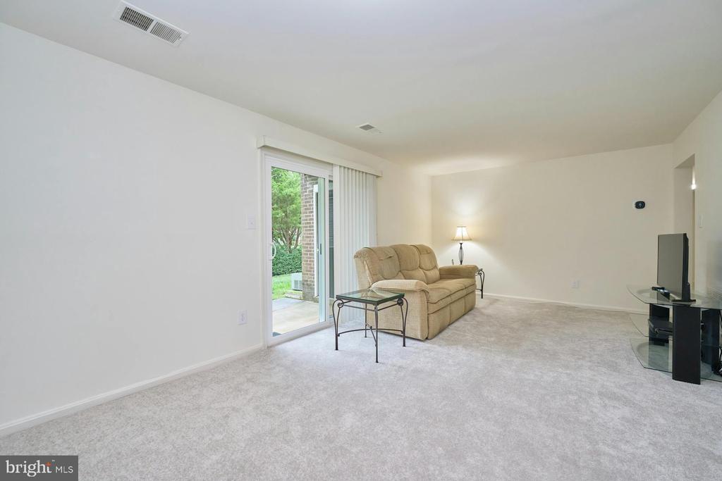 1050-A Brixton Ct
