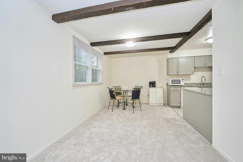 1050-A Brixton Ct