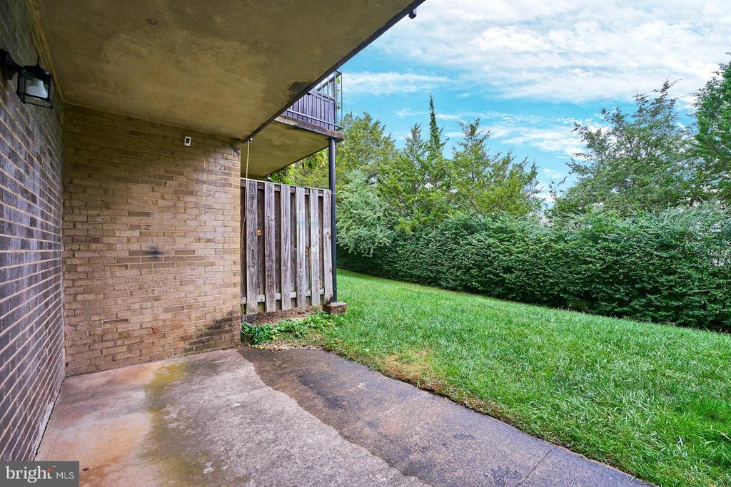 1050-A Brixton Ct