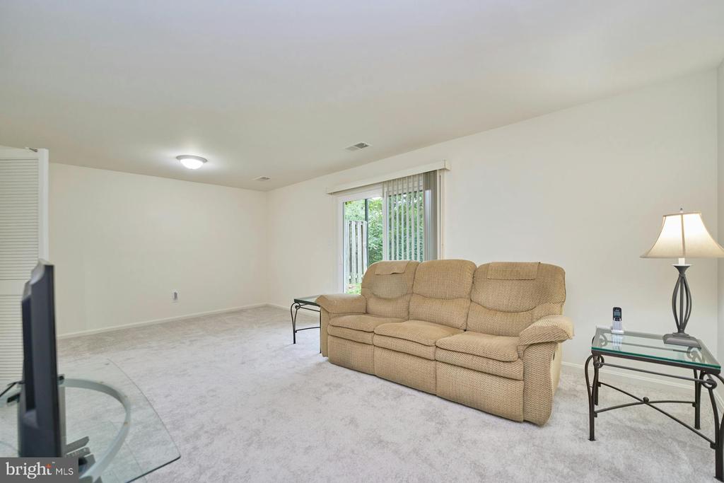 1050-A Brixton Ct