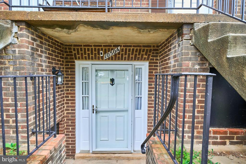 1050-A Brixton Ct