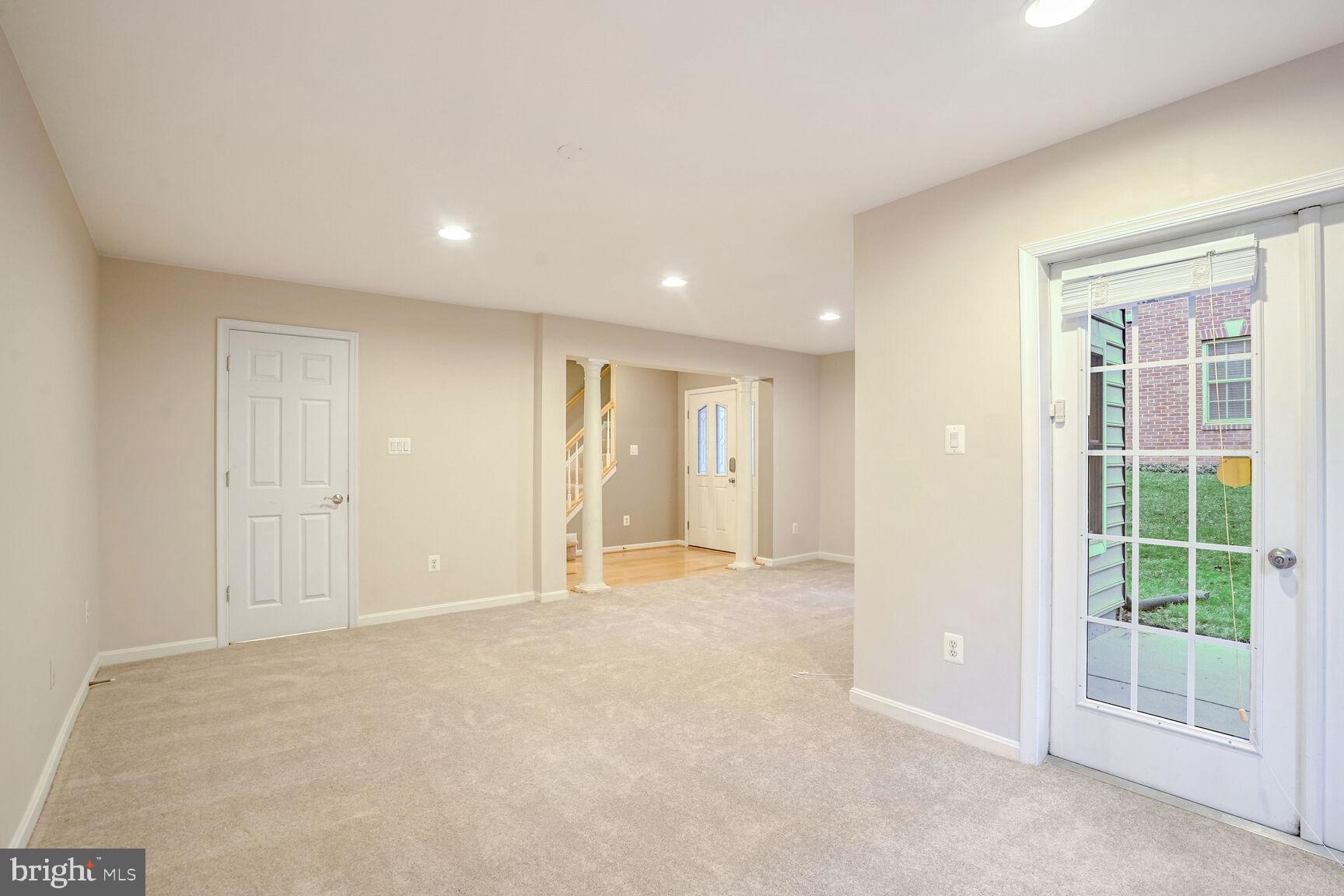 20354 Center Brook Sq