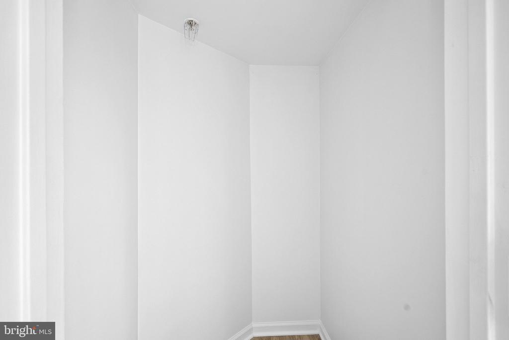 42261 TERRAZZO TERRACE