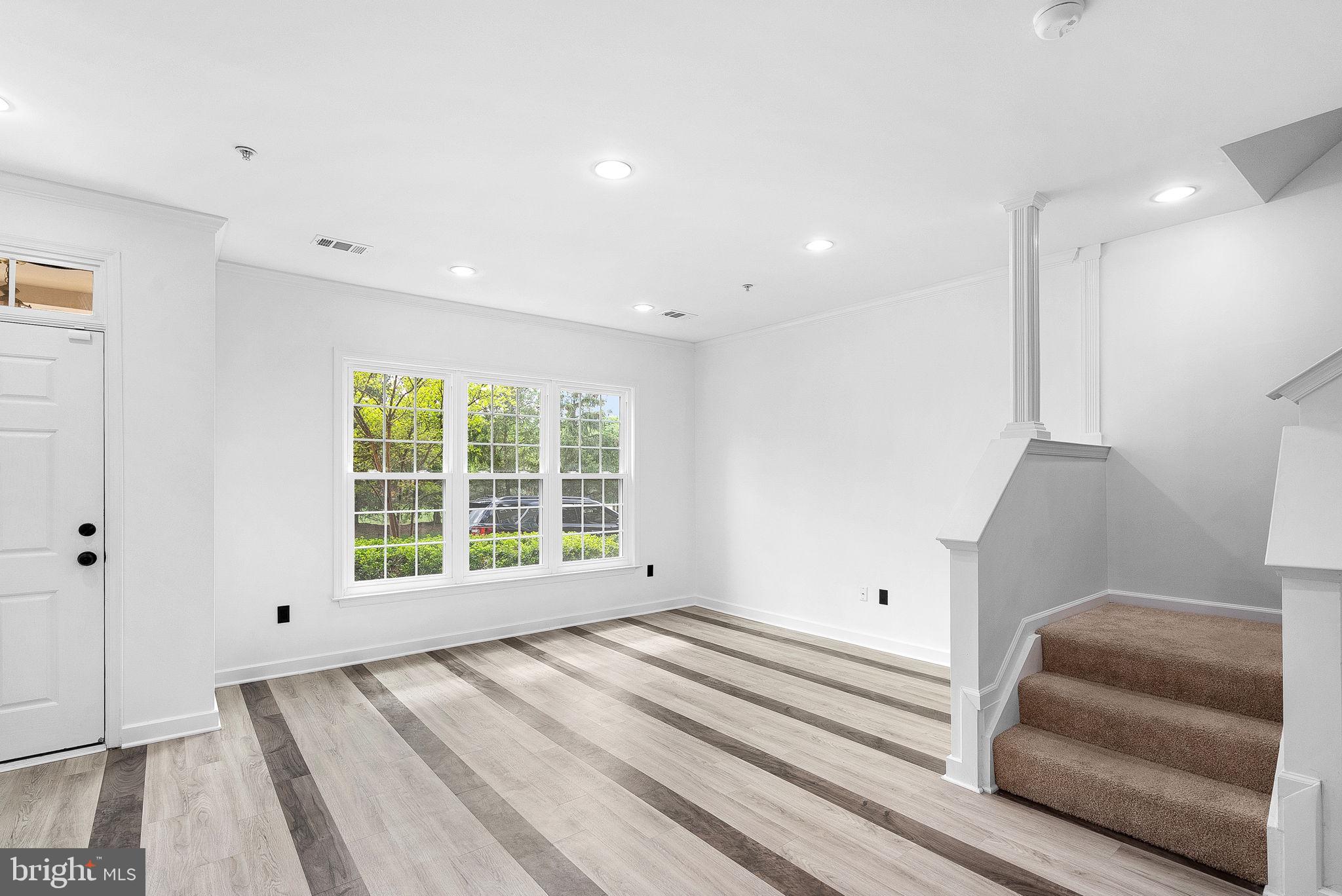 42261 TERRAZZO TERRACE