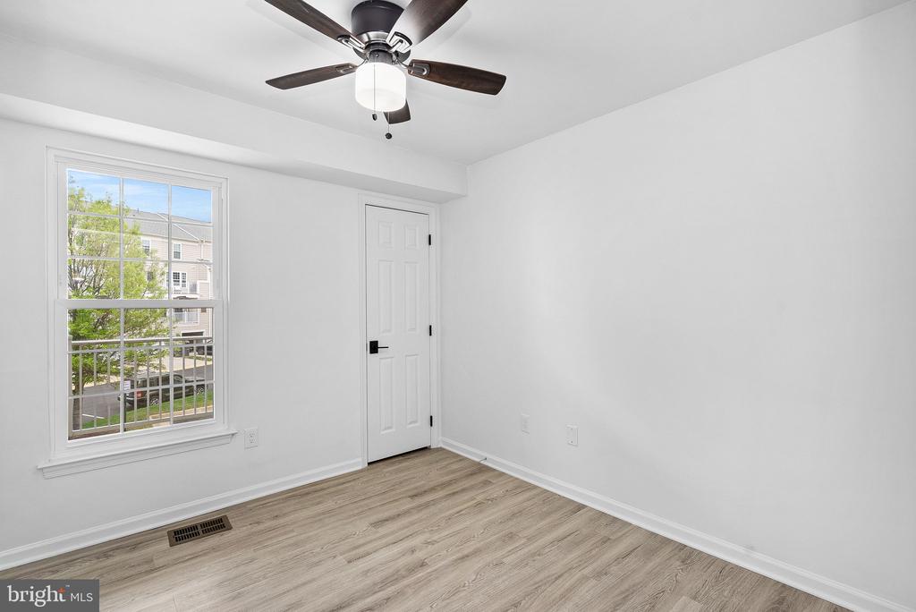 42261 TERRAZZO TERRACE