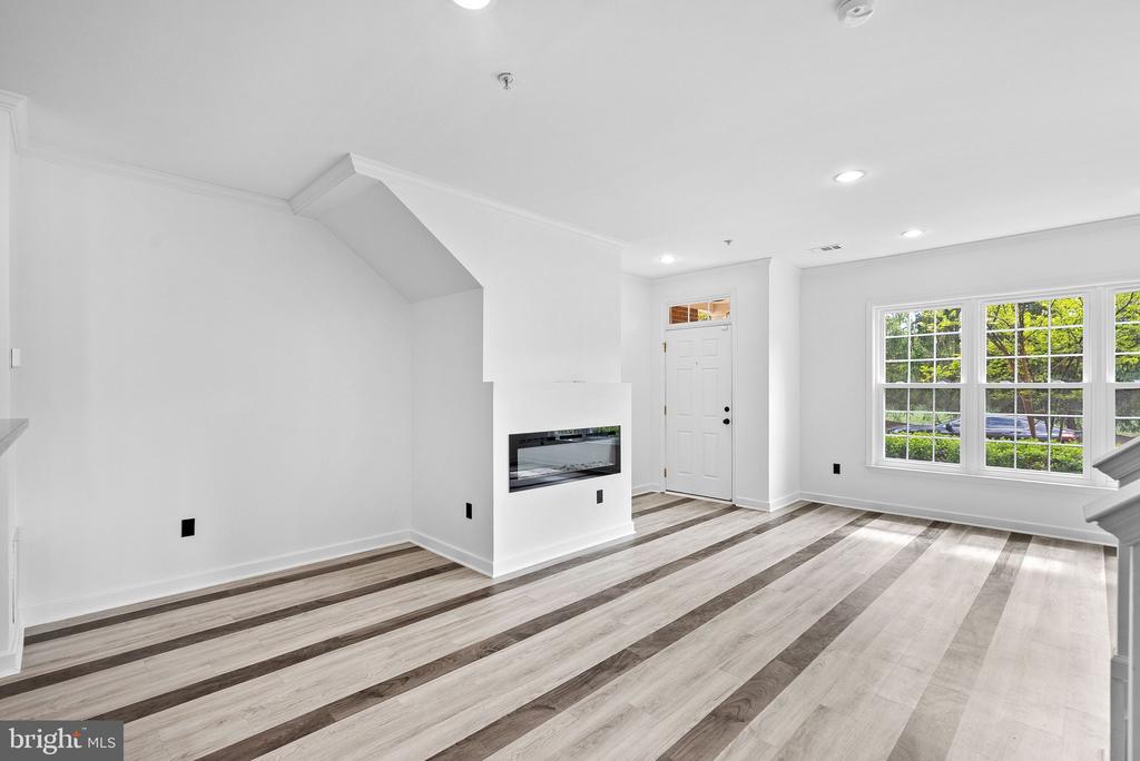 42261 TERRAZZO TERRACE