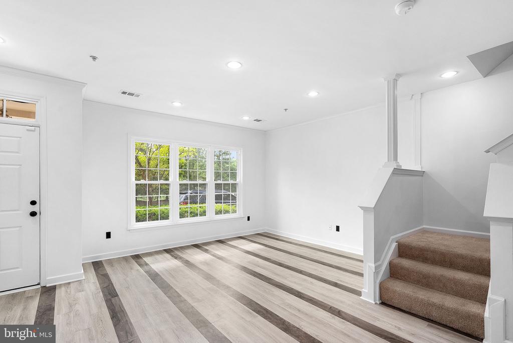 42261 TERRAZZO TERRACE