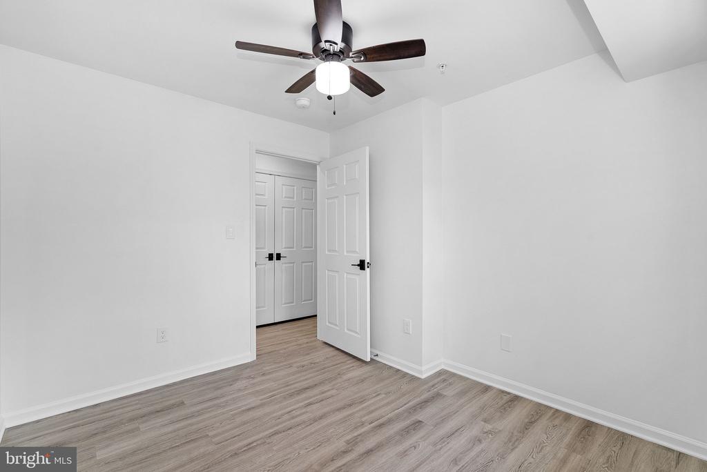 42261 TERRAZZO TERRACE