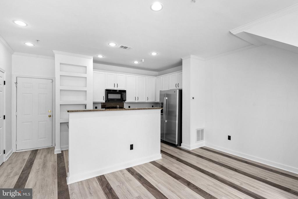 42261 TERRAZZO TERRACE