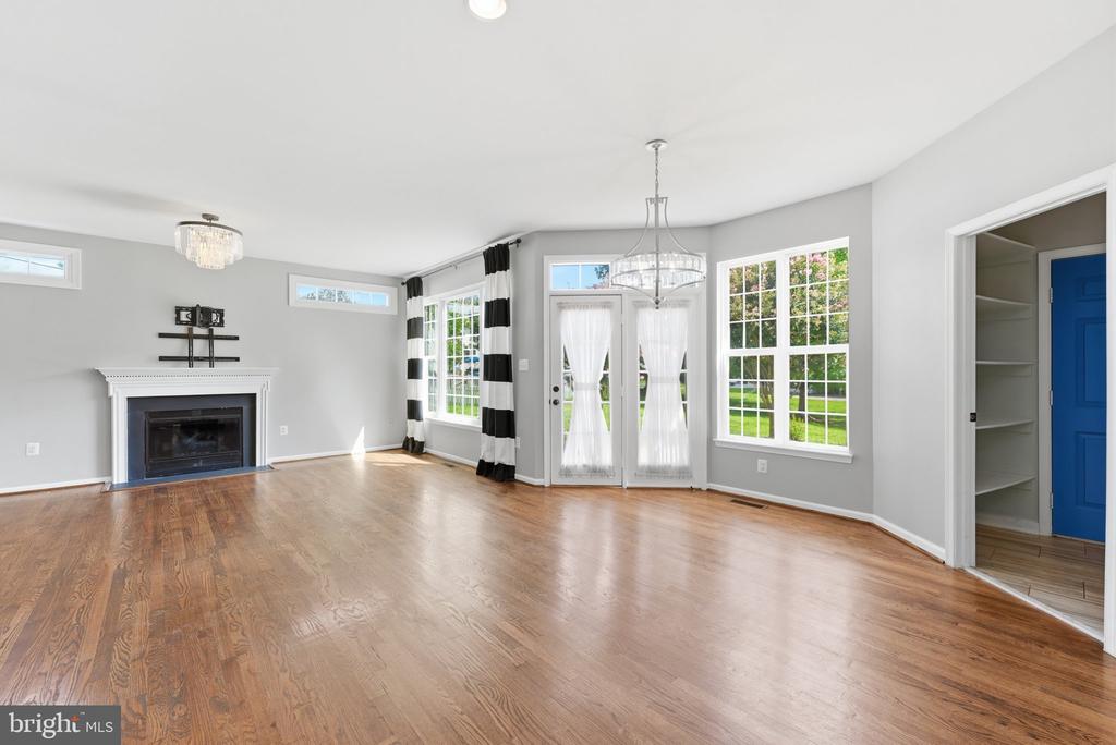 43447 OBERON LANE