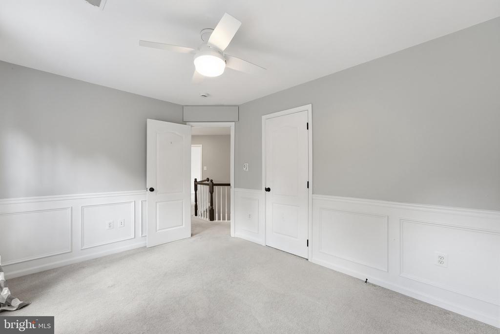 43447 OBERON LANE