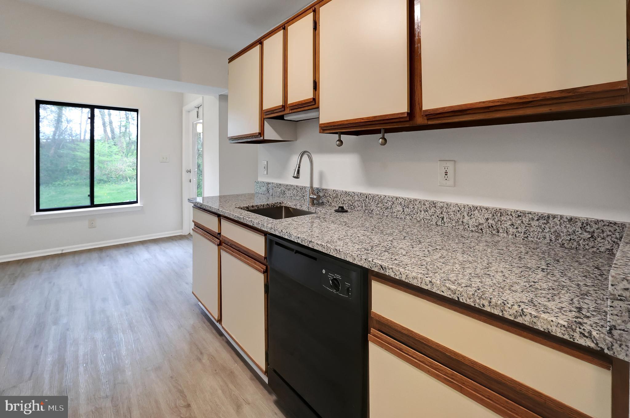 9563 Battery Heights #102