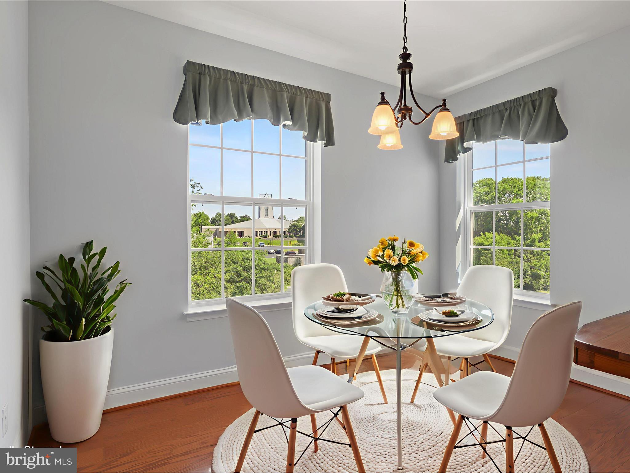 9204 Charleston Dr #407