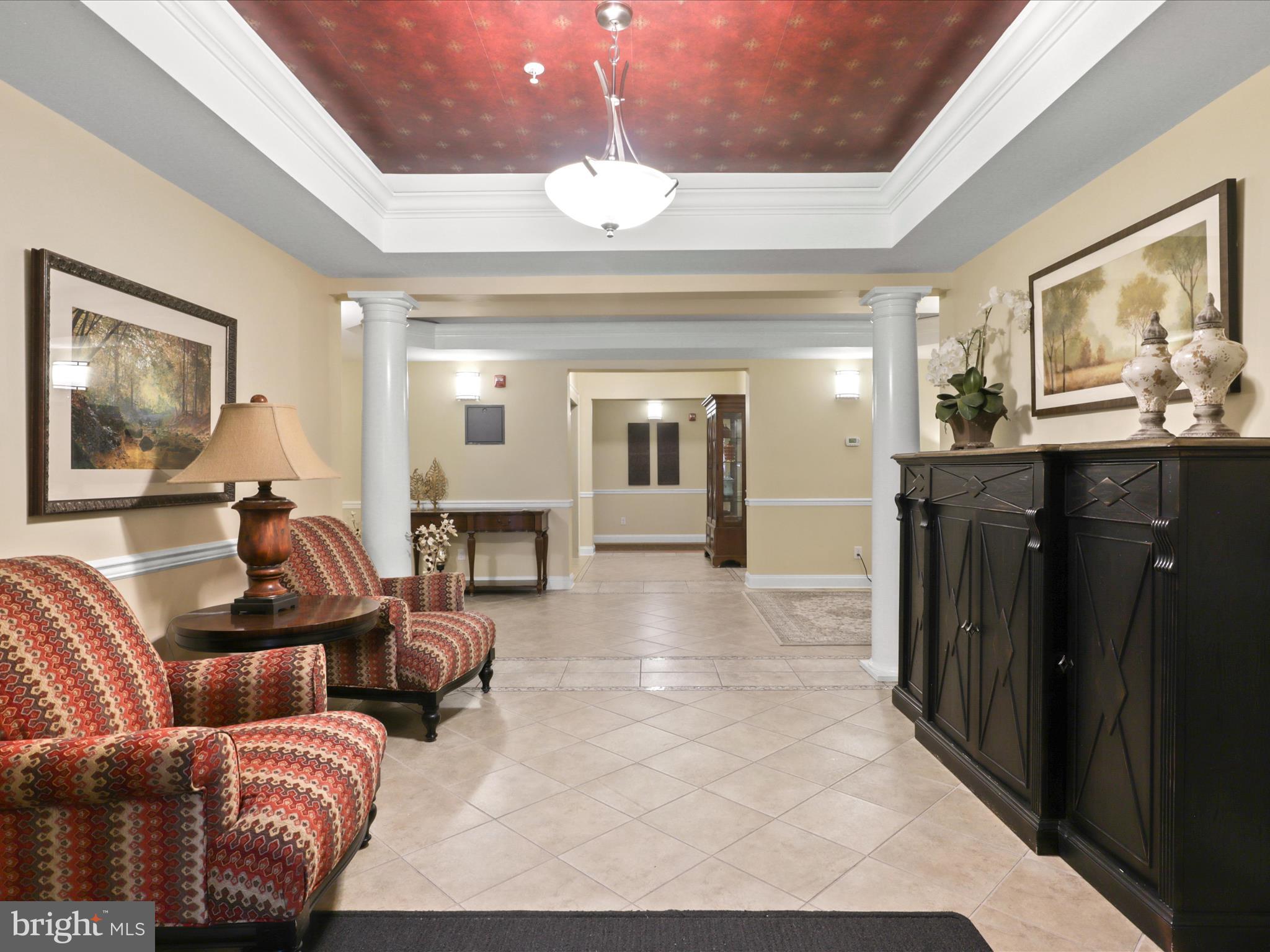 9204 Charleston Dr #407